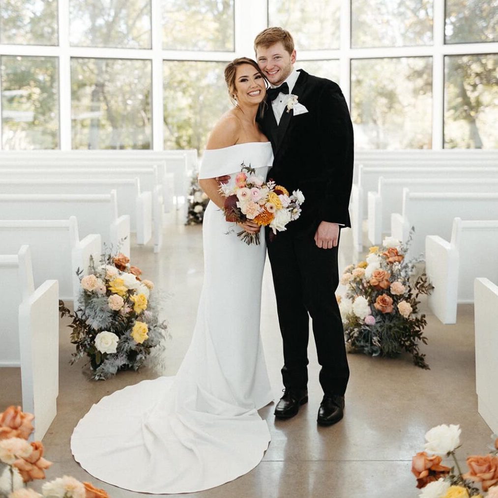 modern wedding with fall colors