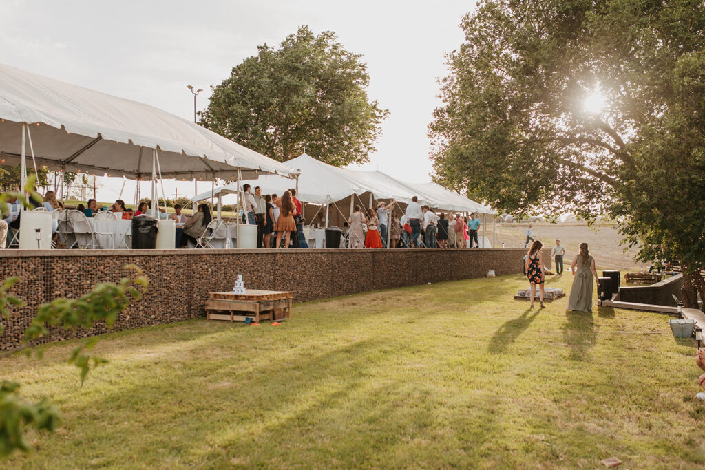 Low-cost wedding tents in Lubbock, Texas